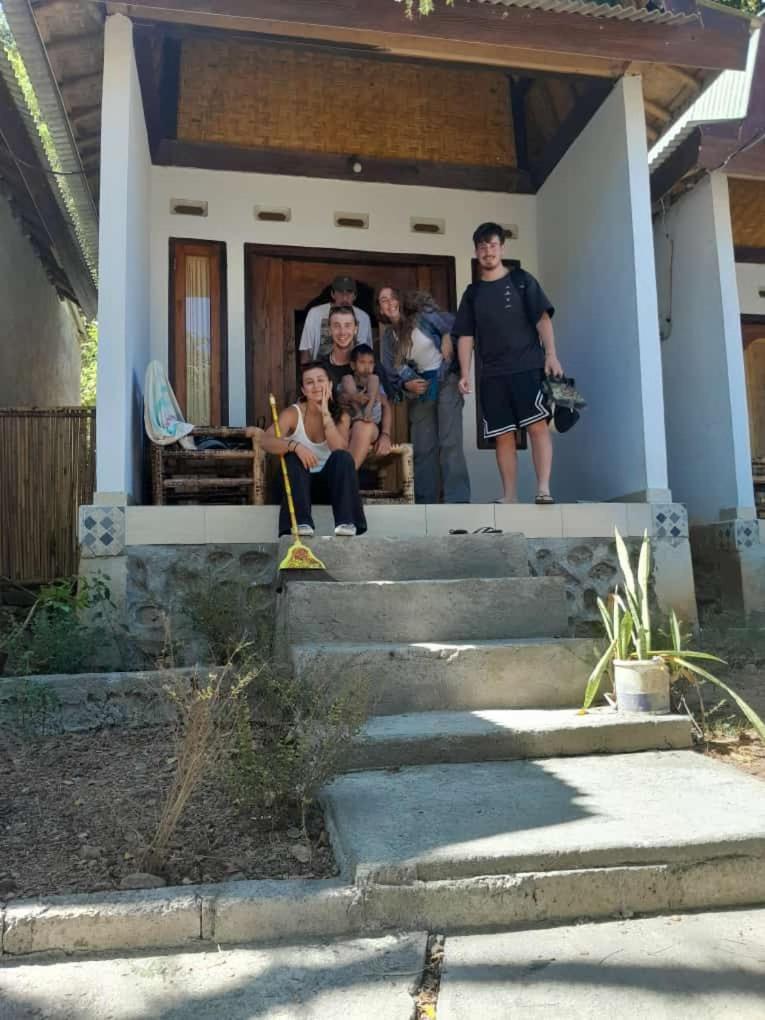 Diki Bungalow Kuta  Exterior photo